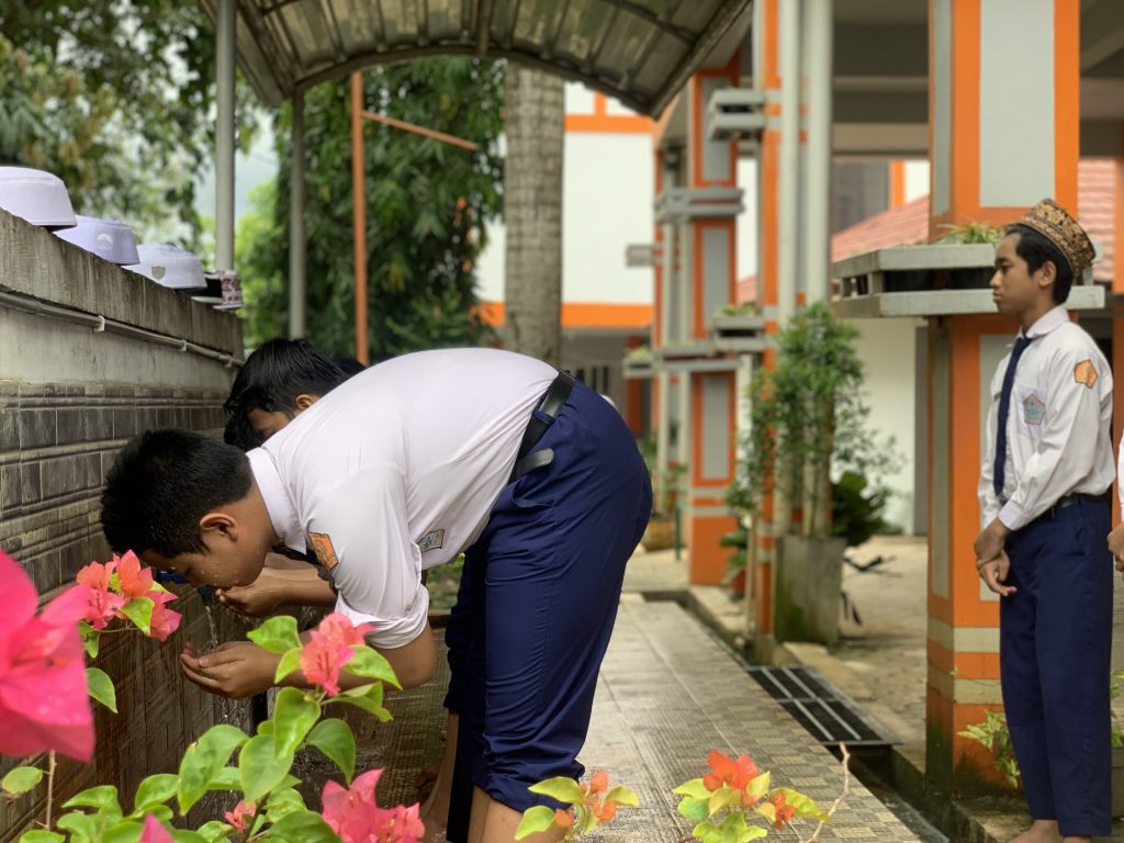Sekolah Tahfidz Daarul Ihsan Islamic Boarding School